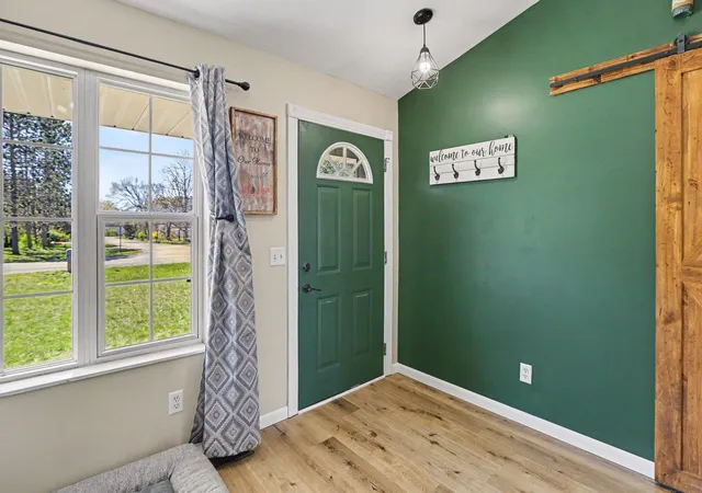 Photo 3 of Sale Pending at 2151 Conetree Rd, Traverse City, MI 49685 | MLS# 50207398 | Listing updated on 2026-05-20