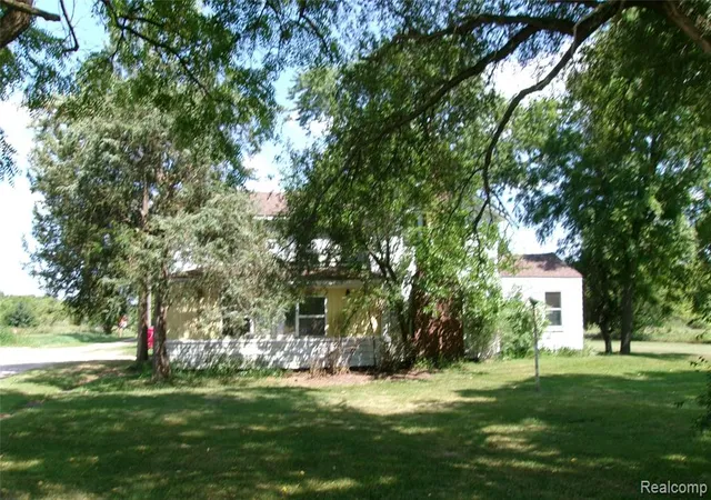 Photo 1 of Single family home for sale at 2080 N Milford Rd, Highland, MI 48357 | MLS# 61017949 | Listing updated on 2026-08-17