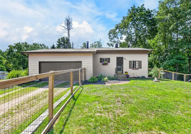 2nd image of 10968 I Dr, Battle Creek, MI 49014 | MLS# 70553969