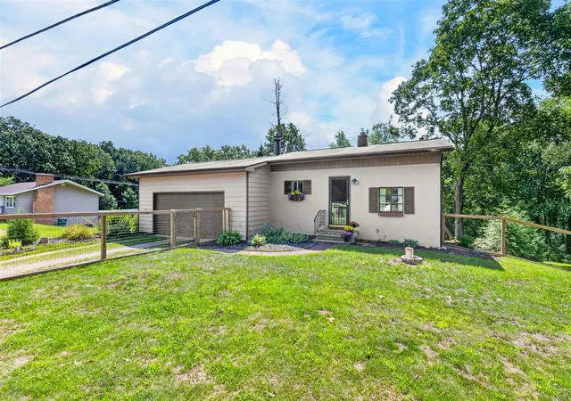 3rd image of 10968 I Dr, Battle Creek, MI 49014 | MLS# 70553969