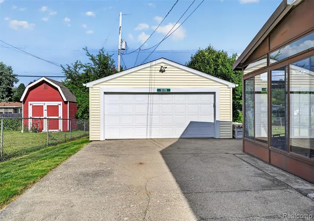 Homes for sale in Swartz Creek, MI | 5179 Worchester, Swartz Creek, MI 48473 | MLS# 61007796