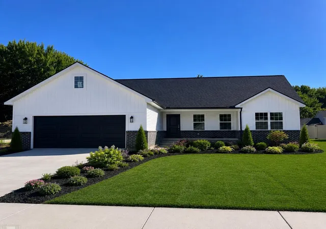 Homes for sale in Harrison Twp, MI | 27121 Lanse Cruese St, Harrison Twp, MI 48045 | MLS# 50202566