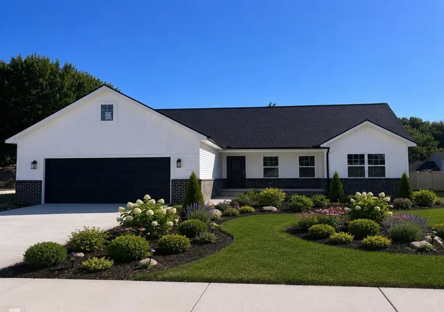 Homes for sale in Harrison Twp, MI | 27121 Lanse Cruese St, Harrison Twp, MI 48045 | MLS# 50202566