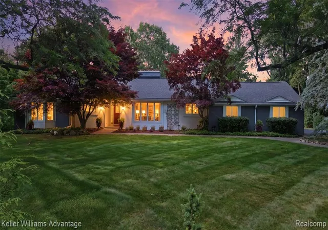 Photo 1 of Single family home for sale at 1642 Keller Ln, Bloomfield Hills, MI 48302 2248 | MLS# 61023492 | Listing updated on 2026-08-22