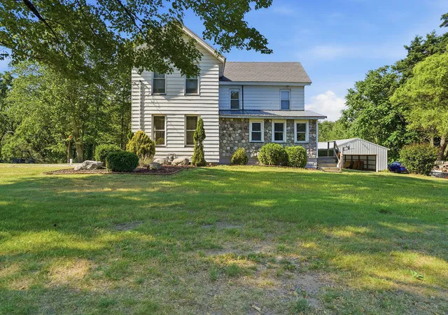 Photo 3 of Single family home for sale at 6649 122nd Avenue, Fennville, MI 49408 | MLS# 70547925 | Listing updated on 2026-08-28
