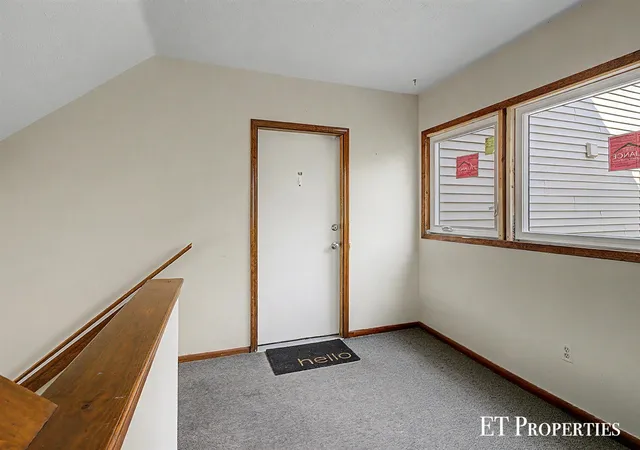 5th image of 6681 Boca Vis Dr, Rockford, MI 49341-9653