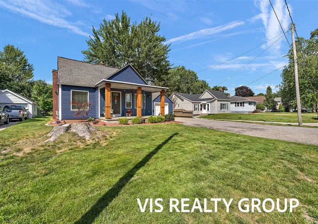 Homes for sale in Coopersville, MI | 453 Lincoln St, Coopersville, MI 49404 | MLS# 70544253