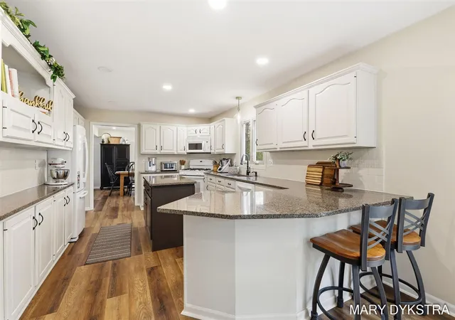 Homes for sale in Grand Rapids, MI | 2848 Belleglade Ct, Grand Rapids, MI 49546 | MLS# 70528669