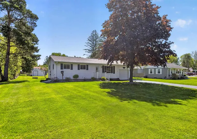 Homes for sale in Saginaw, MI | 1323 Joseph St, Saginaw, MI 48638 | MLS# 50207503