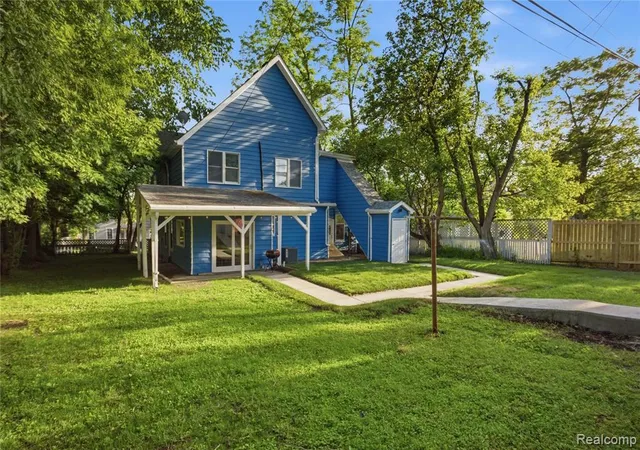 4th image of 213 Maple St, Ypsilanti, MI 48198 | MLS# 60999754