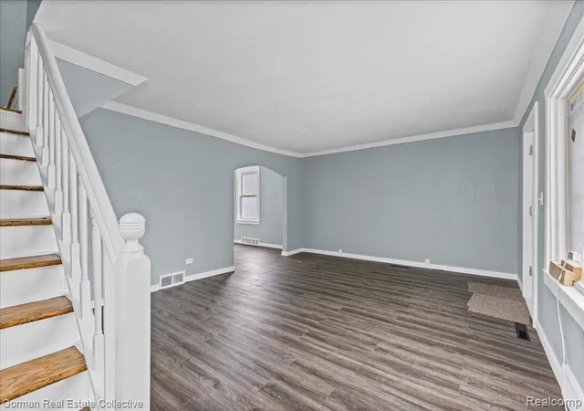 4th image of 8227 Saint Marys St, Detroit, MI 48228 | MLS# 60993627