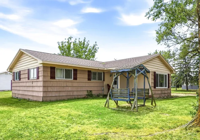 image of 5098 S Venoy Rd, Saginaw, MI 48604 | MLS# 50218136