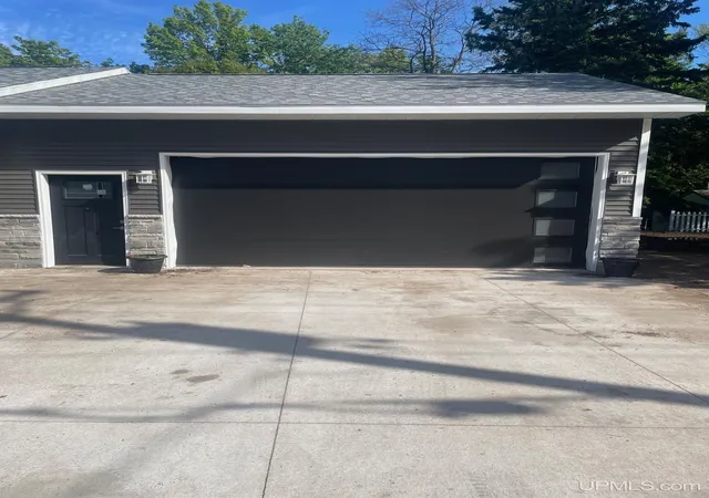 Photo 3 of Single family home for sale at 155 Brookton Rd, Marquette, MI 49855 | MLS# 50210065 | Listing updated on 2026-10-05