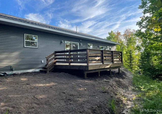 Photo 4 of Single family home for sale at 155 Brookton Rd, Marquette, MI 49855 | MLS# 50210065 | Listing updated on 2026-10-05
