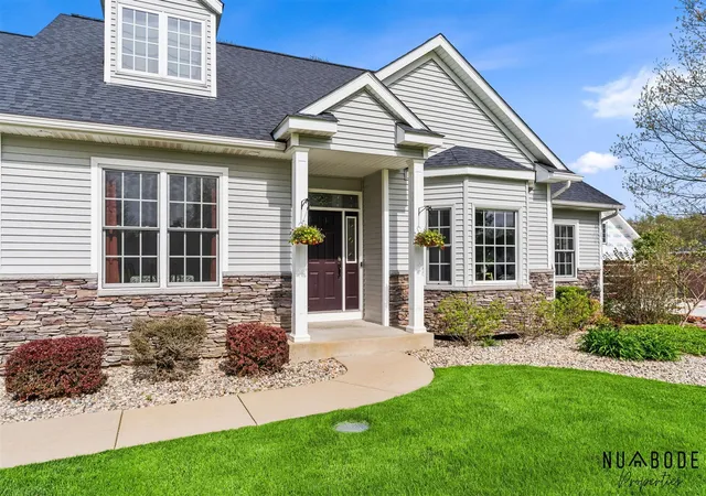 4th image of 4082 Oakharbor St, Kalamazoo, MI 49009 | MLS# 70531432