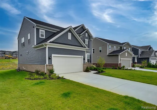 57th image of 4568 Paradise Pkwy, Milford, MI 48381 | MLS# 60989981