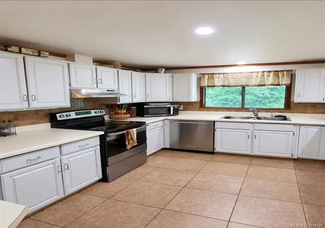 Homes for sale in Clifford, MI | 9704 Slattery Rd, Clifford, MI 48727 | MLS# 61007504