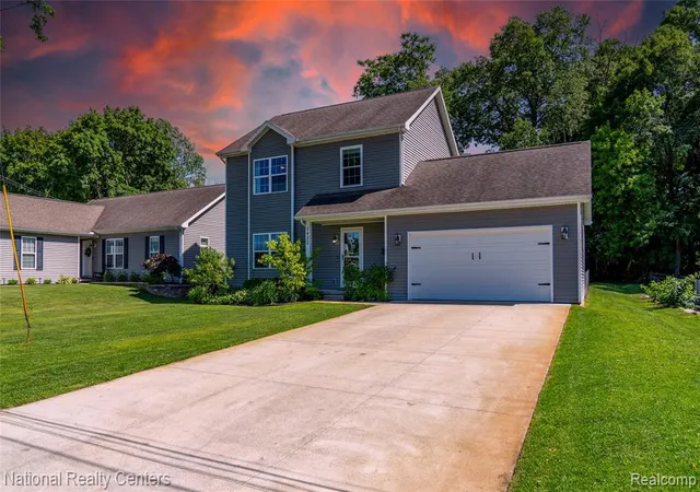 Homes for sale in Commerce Township, MI | 8423 Cascade St, Commerce Township, MI 48382 | MLS# 61003273