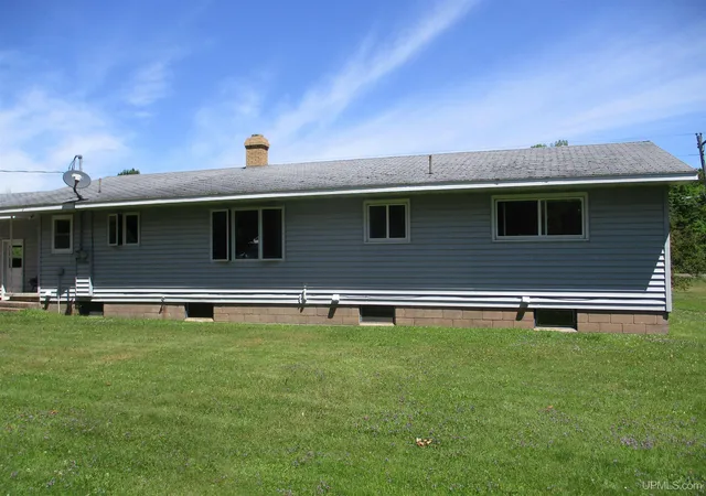 Photo 3 of Single family home for sale at 19861 M38 Hwy #2, Ontonagon, MI 49953 | MLS# 50214534 | Listing updated on 2026-10-08