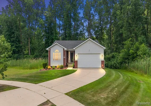 1st image of 29561 S Pine Grove Dr, New Boston, MI 48164 | MLS# 61009109