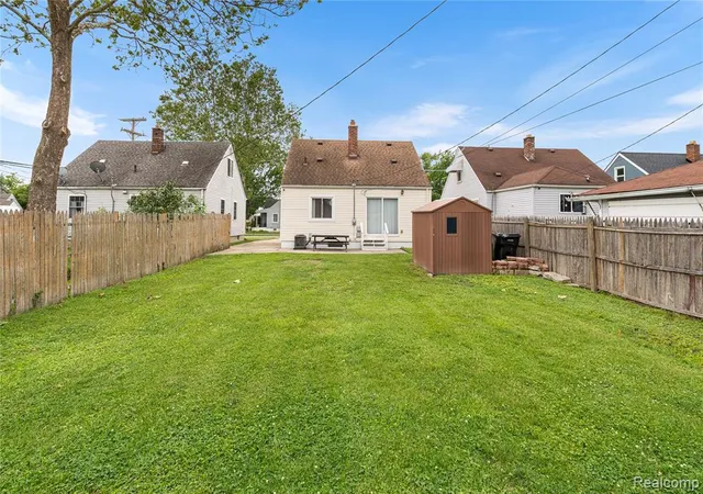 Photo 2 of Sale Pending at 29510 John J St, Roseville, MI 48066 4620 | MLS# 61008231 | Listing updated on 2026-09-05