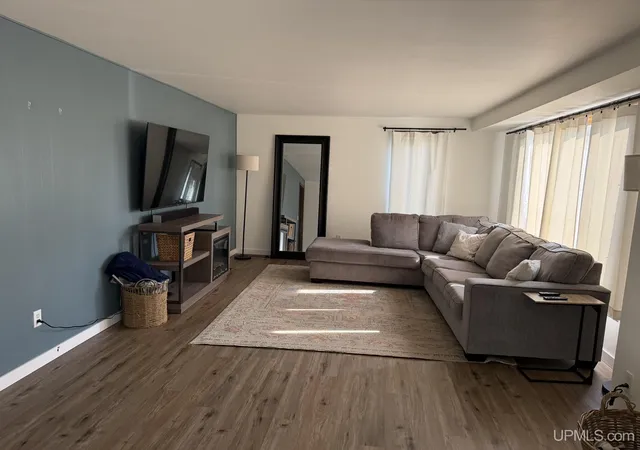 Photo 2 of Single family home for sale at 517 Adams St, Crystal Falls, MI 49920 | MLS# 50217604 | Listing updated on 2026-09-03