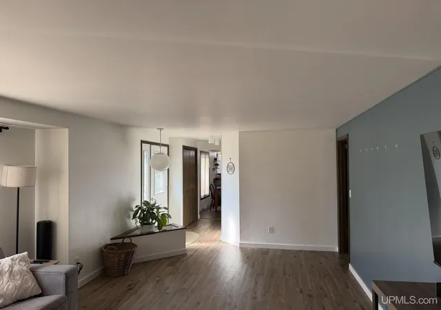 Photo 3 of Single family home for sale at 517 Adams St, Crystal Falls, MI 49920 | MLS# 50217604 | Listing updated on 2026-09-03