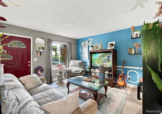 Photo 2 of Single family home for sale at 321 Manatee Ave, Hazel Park, MI 48030 1335 | MLS# 61010644 | Listing updated on 2026-08-27