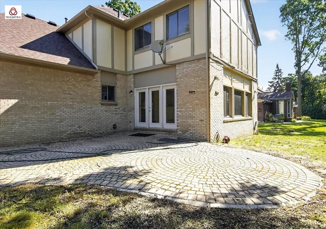 39th image of 1431 Provincial Dr, Troy, MI 48084 | MLS# 70550787