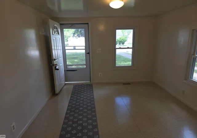 4th image of 18958 Melvin St, Roseville, MI 48066 | MLS# 50213247