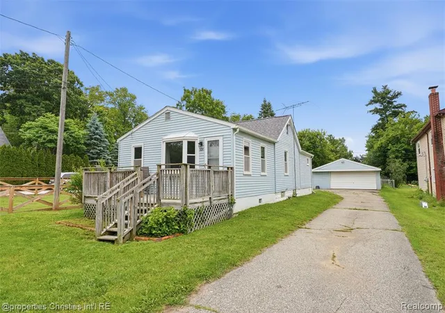 Homes for sale in Auburn Hills, MI | 3124 Bessie St, Auburn Hills, MI 48326 | MLS# 61003560