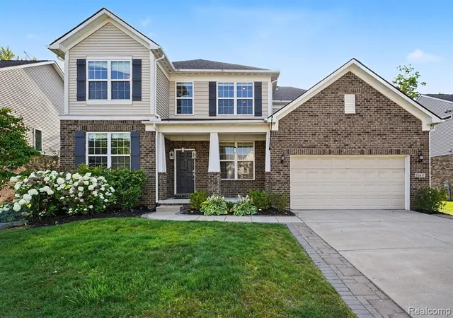 Homes for sale in Novi, MI | 25811 Oberlin Boulevard, Novi, MI 48374 | MLS# 61007873