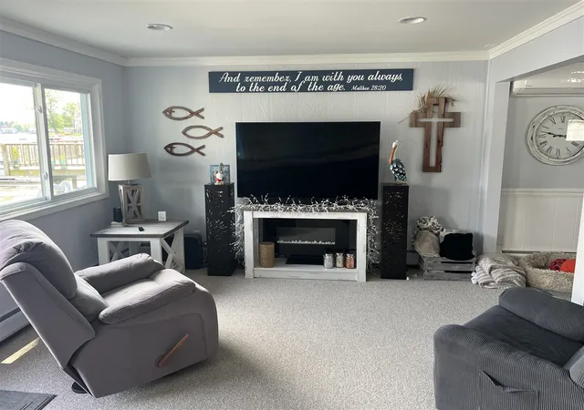 Photo 4 of Single family home for sale at 1210 N Eagle Lake Dr, Kalamazoo, MI 49009 | MLS# 70548610 | Listing updated on 2026-09-04