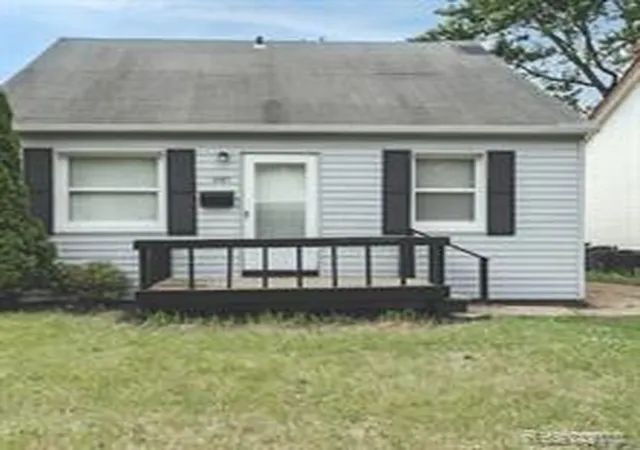 Homes for sale in Ferndale, MI | 440 Jewell St, Ferndale, MI 48220 | MLS# 61008822