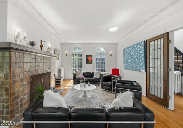 Photo 4 of Single family home for sale at 1319 Balfour St, Grosse Pointe Park, MI 48230 | MLS# 50219613 | Listing updated on 2026-08-24