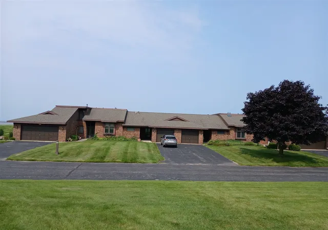 Photo 28 of Sale Pending at 150 Harbor Dr, Ludington, MI 49431 | MLS# 70551970 | Listing updated on 2026-08-19