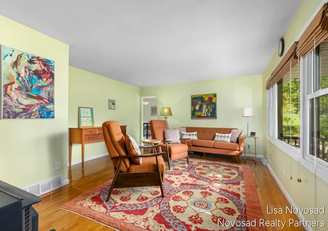 4th image of 225 Alewa Dr, Grand Rapids, MI 49504 | MLS# 70534451