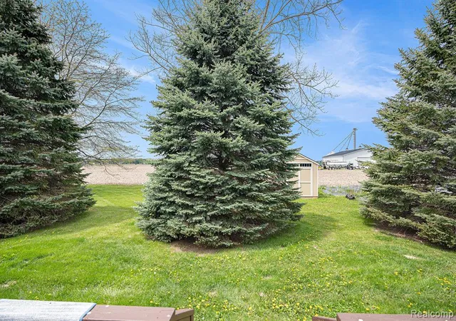 Homes for sale in Swartz Creek, MI | 5361 Lin Hill Dr, Swartz Creek, MI 48473 | MLS# 61008830
