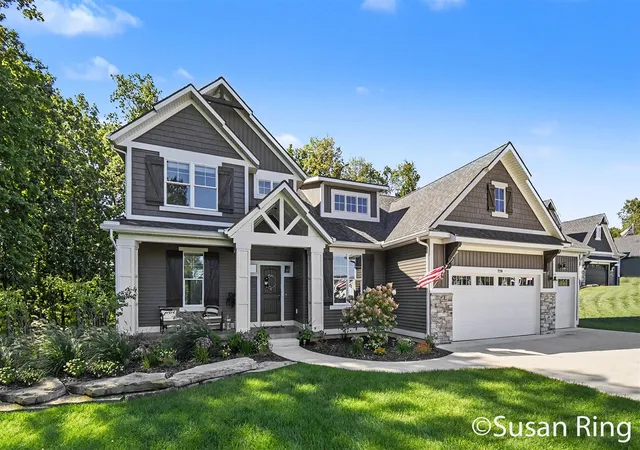 Photo 1 of Single family home for sale at 7290 Crossridge Dr, Grand Rapids, MI 49512 | MLS# 70523707 | Listing updated on 2026-09-15