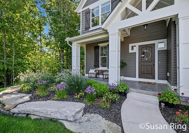 Photo 3 of Single family home for sale at 7290 Crossridge Dr, Grand Rapids, MI 49512 | MLS# 70523707 | Listing updated on 2026-09-15
