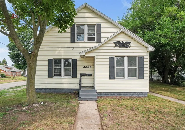 Photo 2 of Multi family home for sale at 2224 Denmark St, Muskegon, MI 49441 | MLS# 70552564 | Listing updated on 2026-09-03
