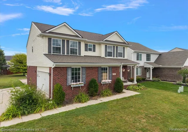 Photo 3 of Single family home for sale at 6881 Chandler Dr, Belleville, MI 48111 | MLS# 61019449 | Listing updated on 2026-09-10
