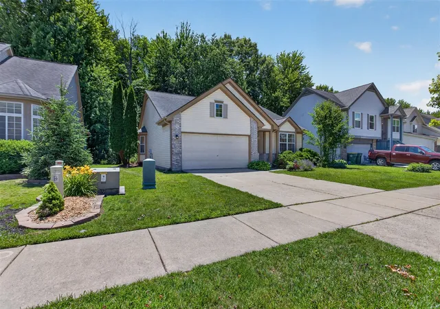 Homes for sale in Ypsilanti, MI | 7944 Thornhill Dr, Ypsilanti, MI 48197 | MLS# 70541774