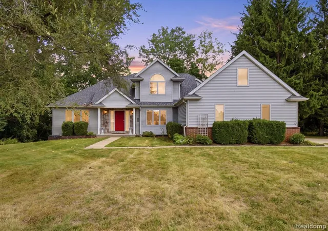 Photo 1 of Single family home for sale at 575 Lakes Edge Dr, Oxford, MI 48371 5228 | MLS# 61025147 | Listing updated on 2026-09-06