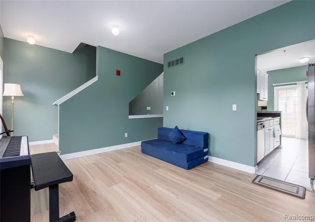 Photo 4 of Condo for sale at 1569 E Lakeview Ln, Canton, MI 48187 6625 | MLS# 61025181 | Listing updated on 2026-08-28