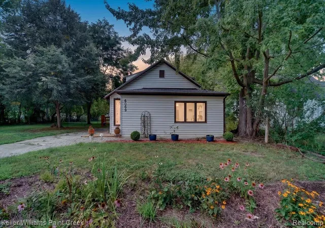 Photo 1 of Single family home for sale at 6089 Hardy Ave, East Lansing, MI 48823 | MLS# 61020489 | Listing updated on 2026-08-29