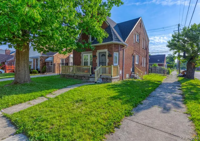 2nd image of 5500 Devonshire Rd, Detroit, MI 48224 | MLS# 60999903
