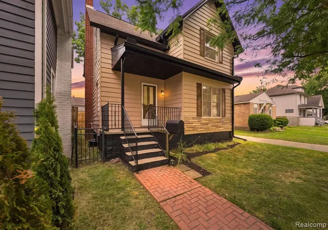1st image of 99 South Ave, Mount Clemens, MI 48043 | MLS# 61021832