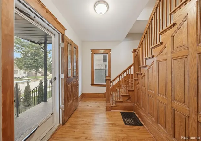 5th image of 99 South Ave, Mount Clemens, MI 48043 | MLS# 61021832