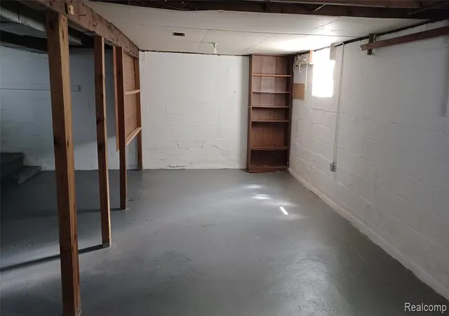 Photo 20 of Sale Pending at 66 W Garfield Ave, Hazel Park, MI 48030 | MLS# 61018319 | Listing updated on 2026-09-01